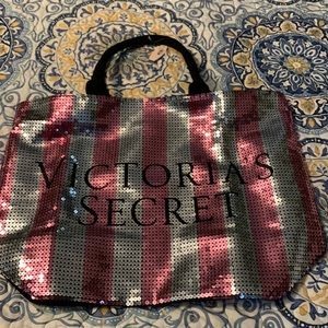 BNWT Victoria’s Secret Pink and Silver sequin tote bag